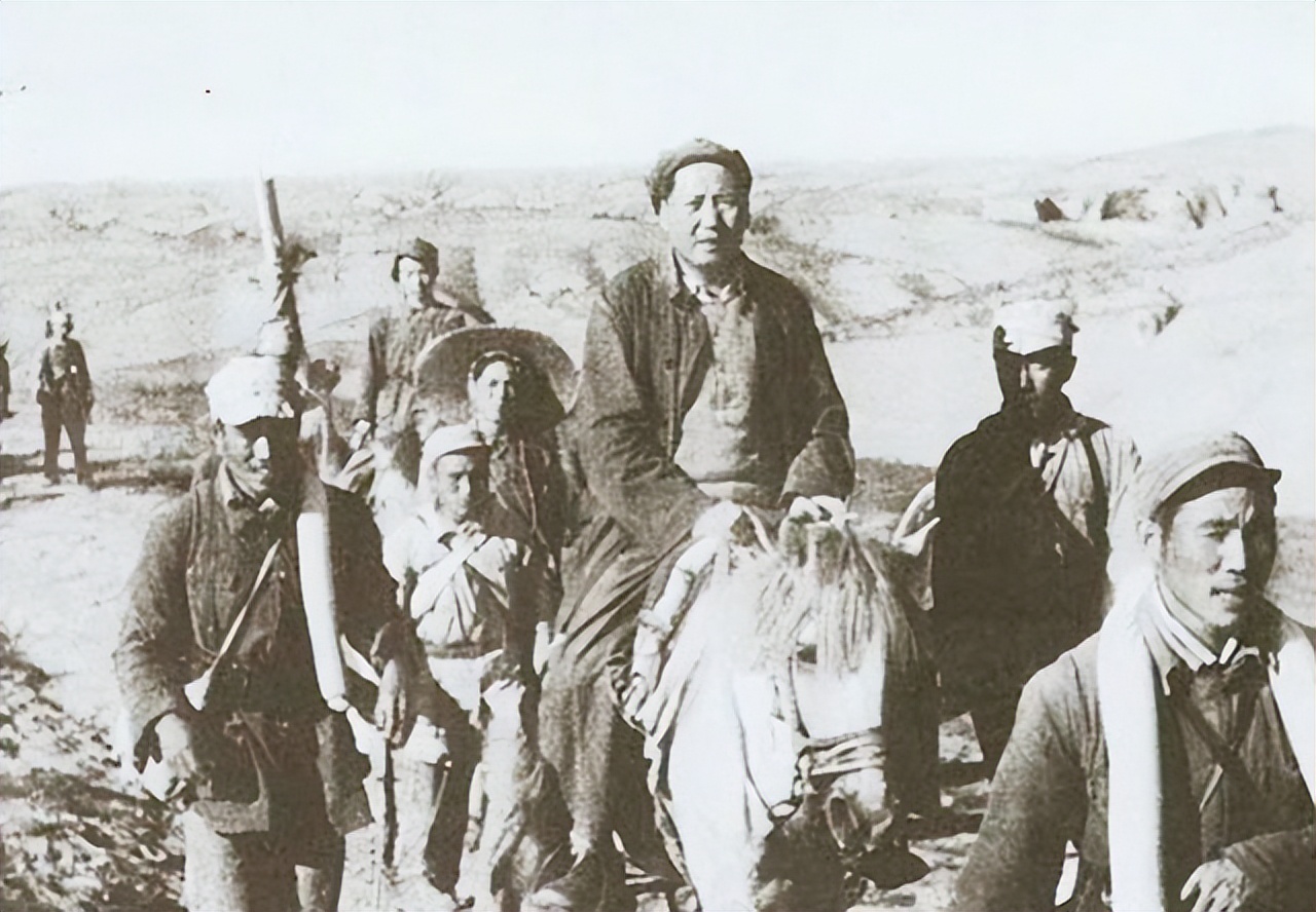 69年九大名单出炉，毛主席发怒：怎么没他？此人痛哭：主席记得我