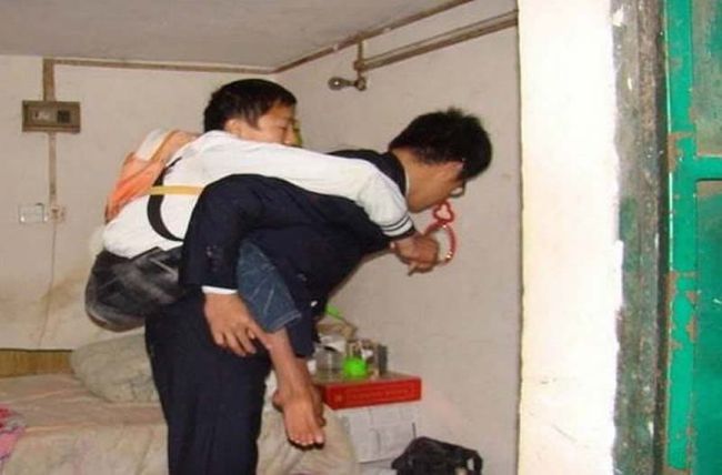 汶川地震中捐献所有积蓄的乞丐,为汶川捐款的乞丐龚忠诚现状