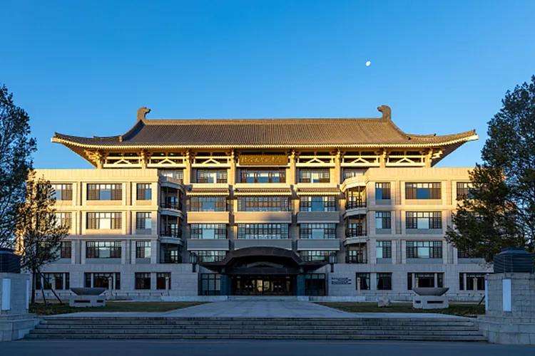 中国最自由的大学,是它。