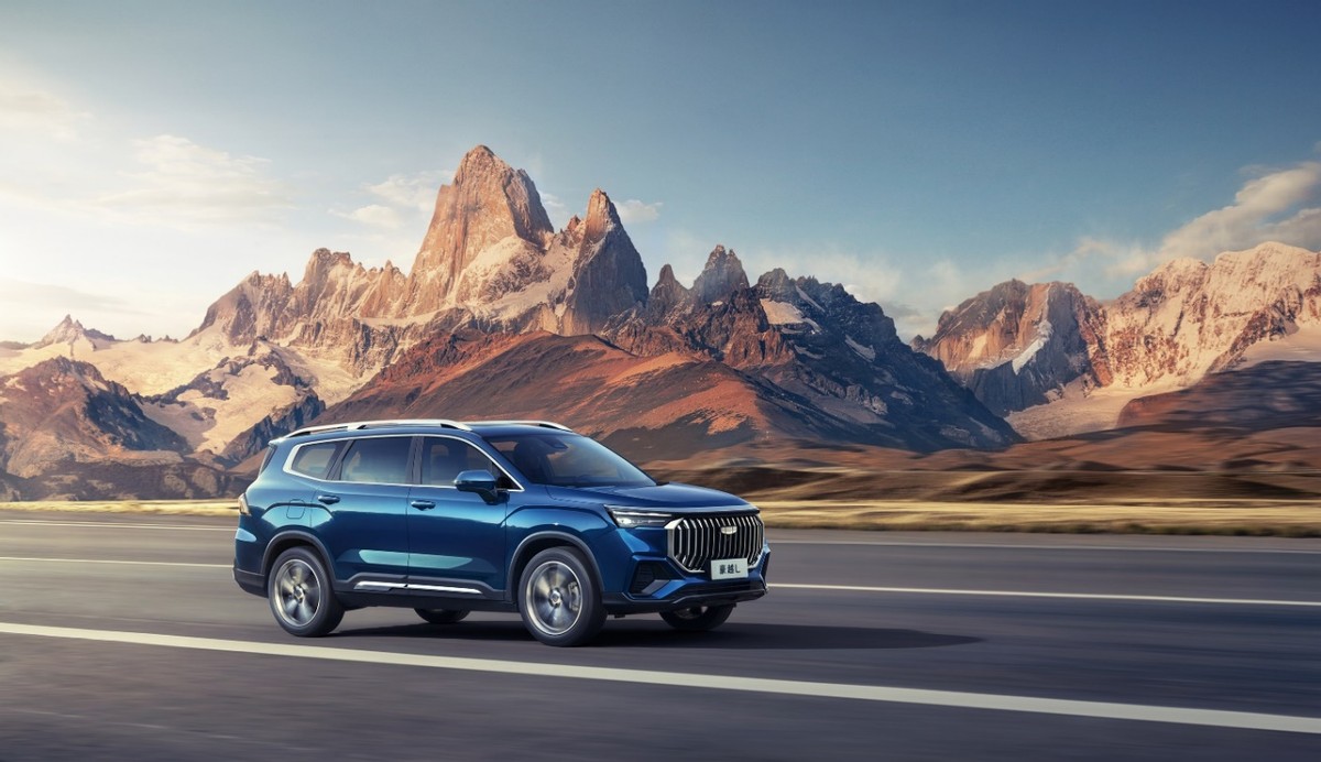 最新款吉利豪越7座suv,吉利2022豪越7座suv报价及配置