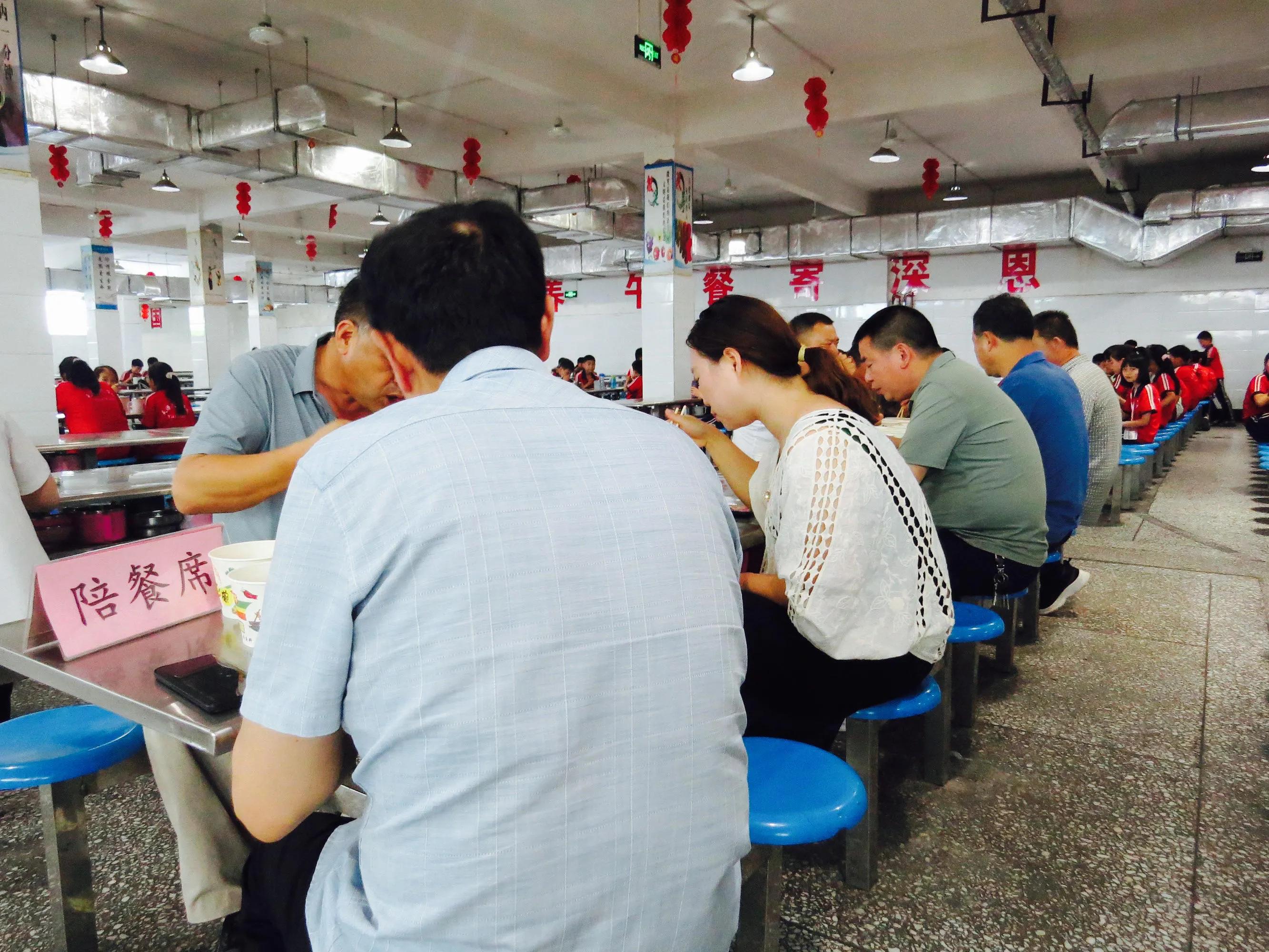 共享美好“食”光——天源文武学校食堂开放日