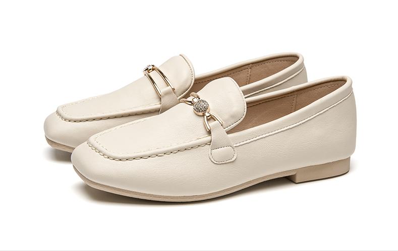 适合50岁女人鞋子品牌,50岁中年女人必买的鞋子就选这4双