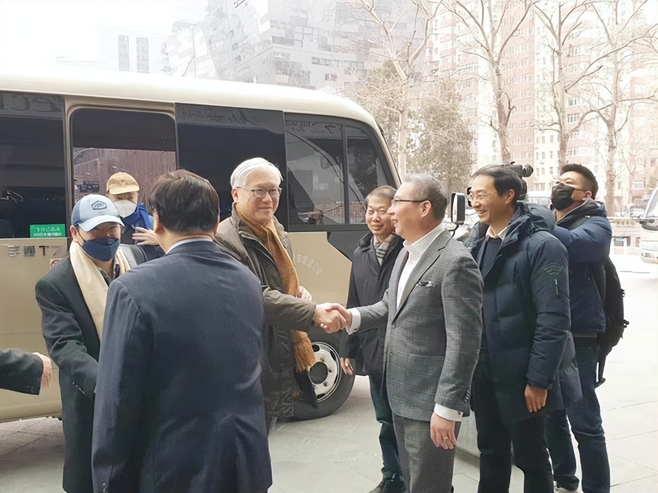 大陆与国民*党**达成共识后，*进党民**邀陆官员访台，并设4个前提条件