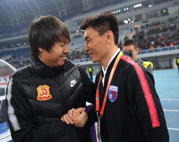 李玮锋被打最惨的一场球,李玮锋谈中国足球现状