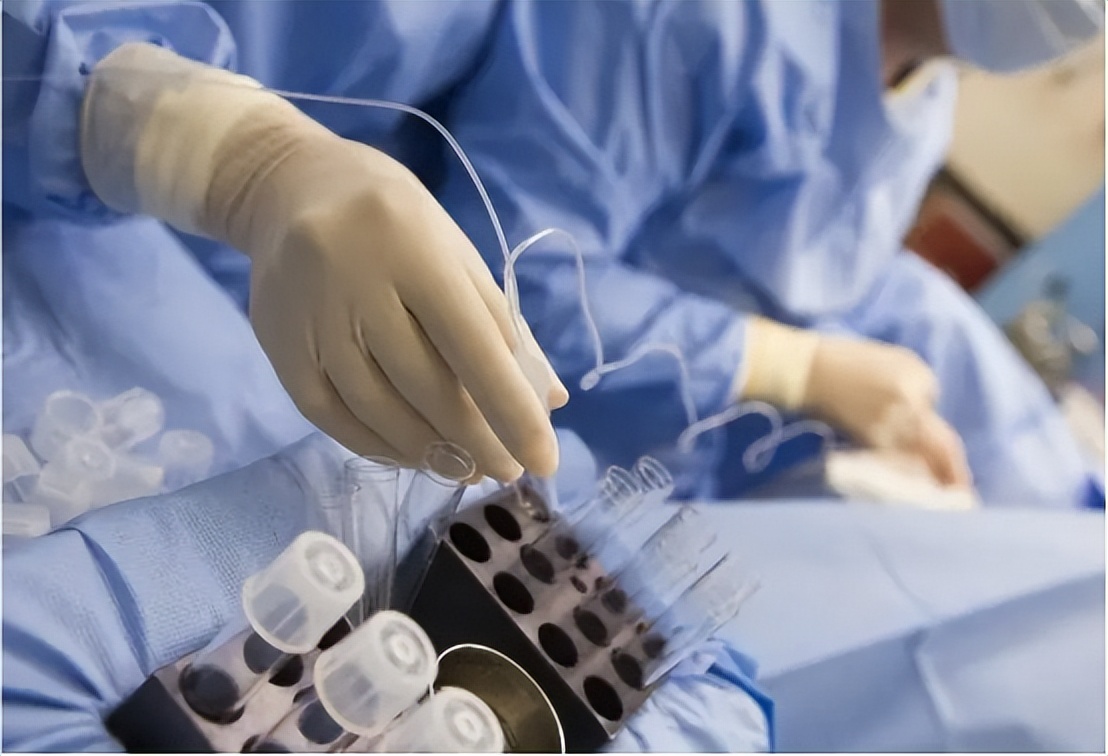 女大学生贪慕虚荣被骗,女大学生贪慕虚荣以为真爱