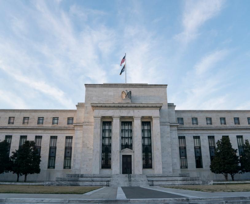 中国连续7个月抛售美债，美急求对话，布林肯：中方必须与美接触