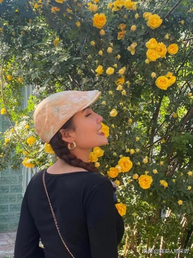 “社牛”*疆新**姑娘,一天导游费800-1000元,她怎么做到的?