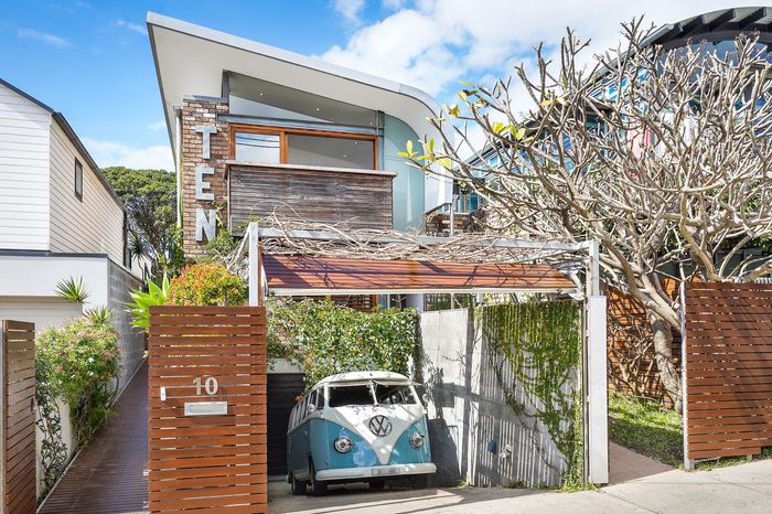 悉尼邦迪海滩值得去吗,邦迪海滩离悉尼市区多远