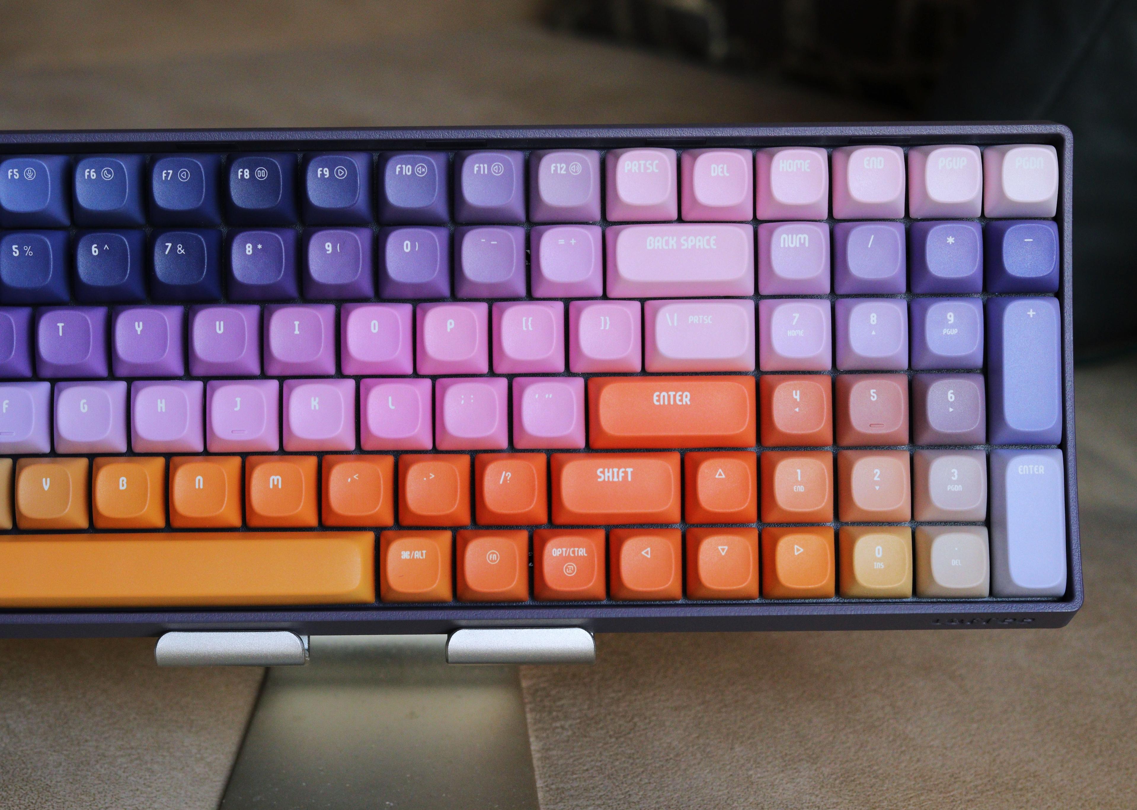 洛斐小翘键盘蓝牙连接ipad,洛斐小翘和小浪对比