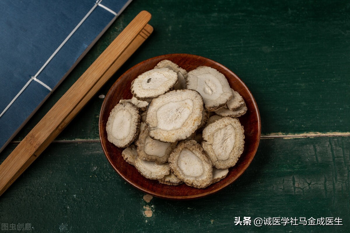 嗓子总有白痰吐出泡泡,嗓子有白痰一咳嗽就出来