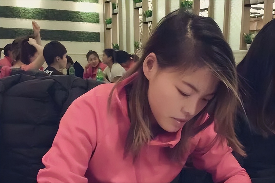 中国女足留洋球员名单,中国女足现役留洋达10人