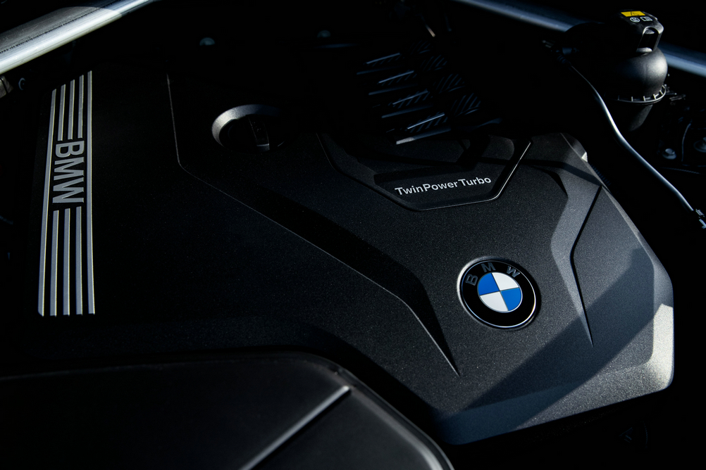 23款宝马x5xdrive30li尊享m运动,宝马x5xdrive30i曜夜版顶配