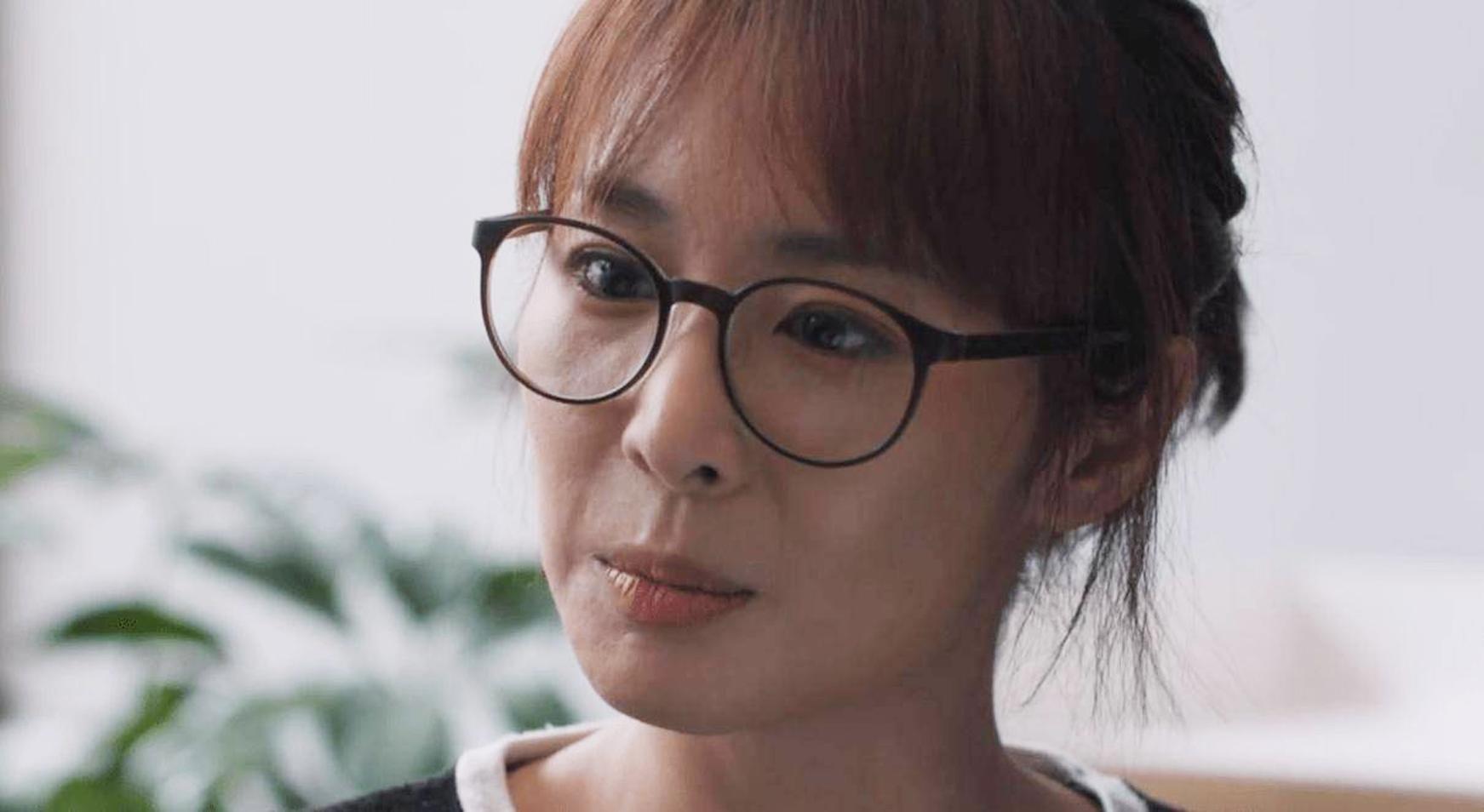 大嫂高叶刚翻红,大嫂高叶成名