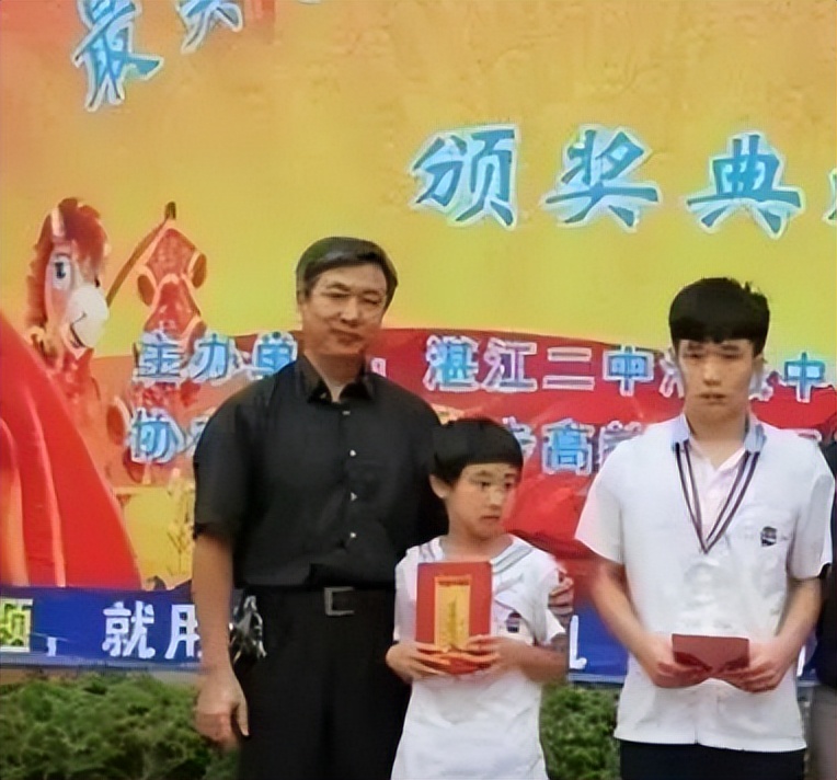 高考奇才陈舒音近况,陈舒音十二岁考上浙江大学