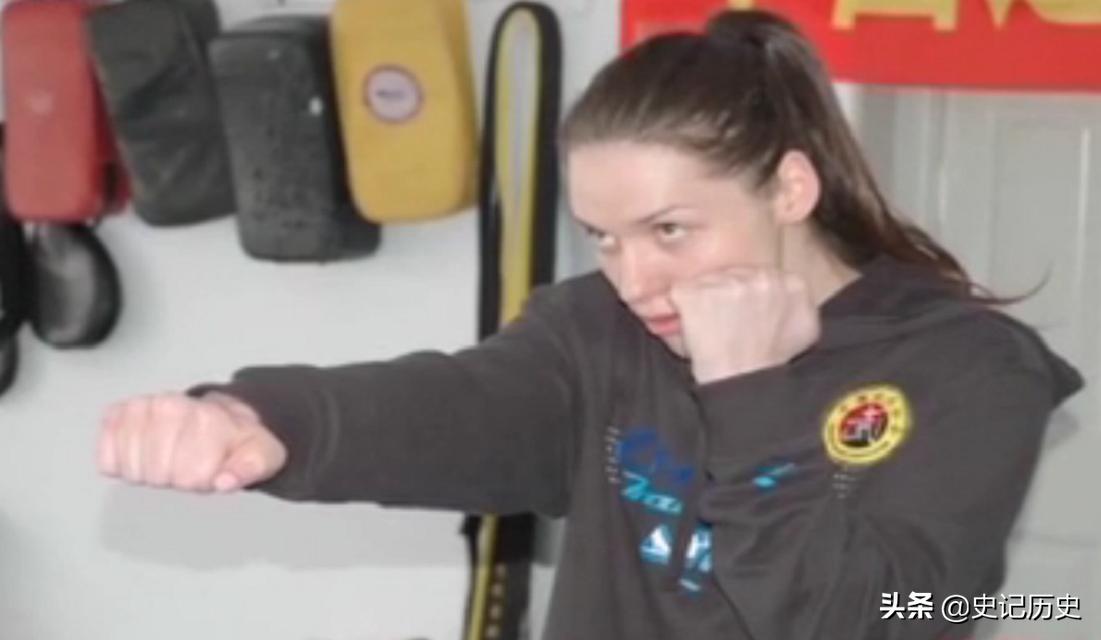 俄罗斯女孩中医治腿,俄罗斯女孩不会走路被中医治好