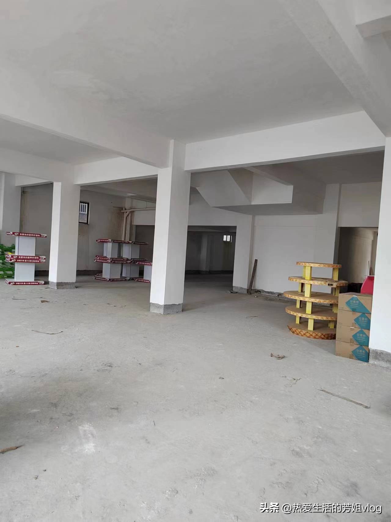 学校附近可以开小商店吗,学校附近开什么样的小店