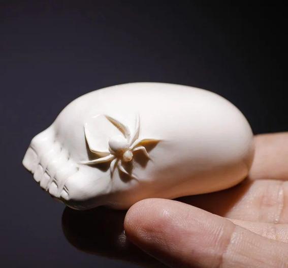 猛犸象牙开裂是不是证明是真的,猛犸开笑是正常现象么