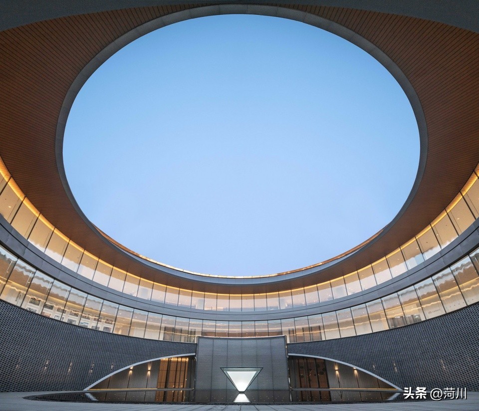 案例分享建业·蓝海郑风酒店综合体郑州上海日清建筑设计有限公司