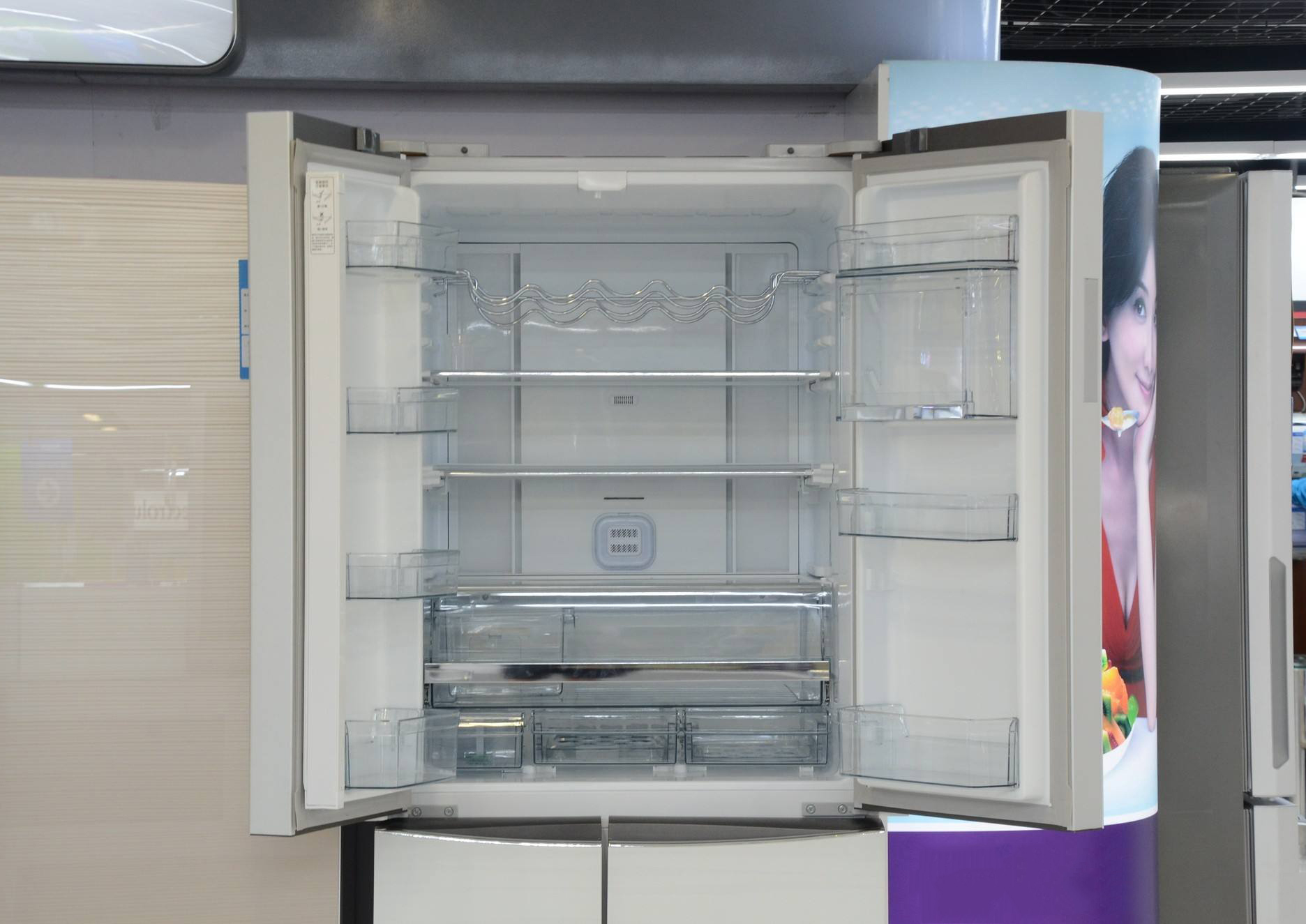 一千多和三千多的冰箱有什么区别,美的冰箱与海尔冰箱哪种冰箱好点