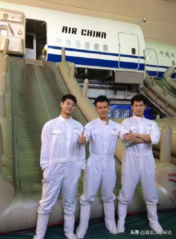 空少很光鲜?我跟着航班游遍30多个国家,省下100万,却累得够呛