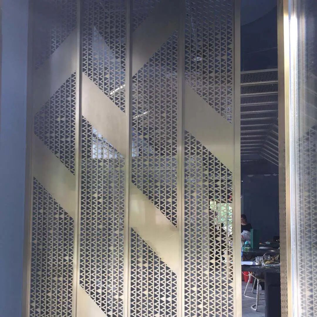 装修用不锈钢钛金板,什么是钛金板