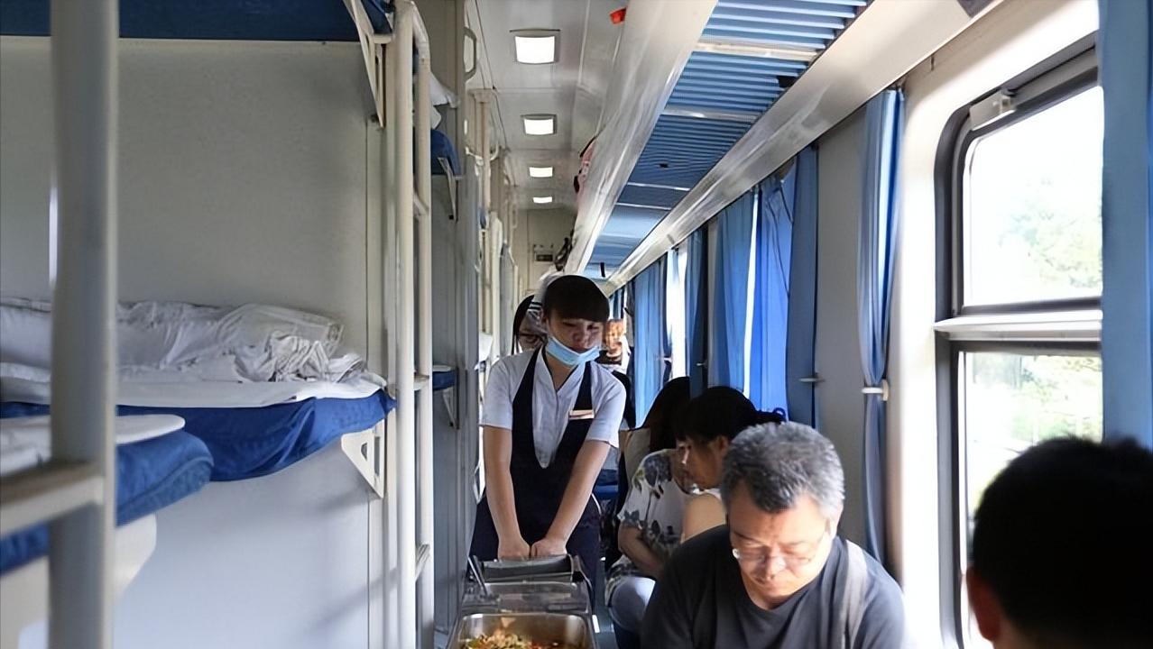 火车上铺可以改签成下铺吗？这几个有效方法可尝试，含线上和线下