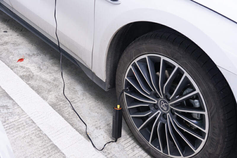 倍思超迷你充气泵产品说明书,智能充气泵评测