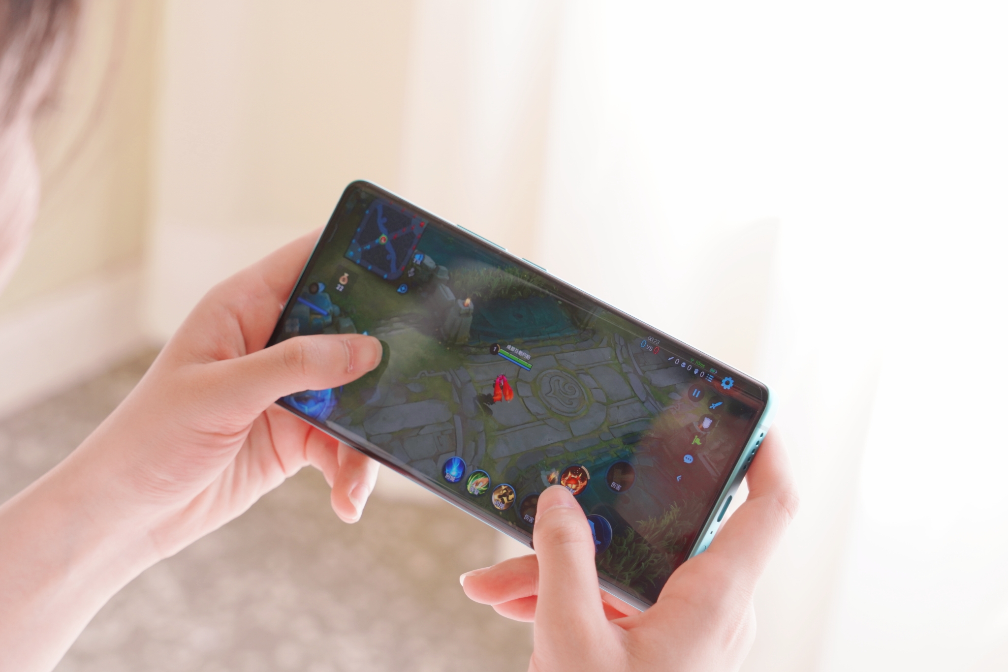 vivox80pro天玑9000吃鸡画质,vivox80pro旅程版抗摔测试