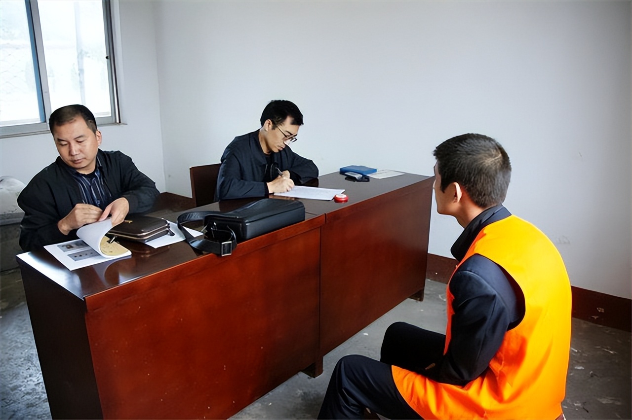 12宀佸コ瀛╃獊鍙戝績鑴忕梾姝讳骸,鍗佸瞾濂冲绐佺劧姝讳骸鐥呭嵄