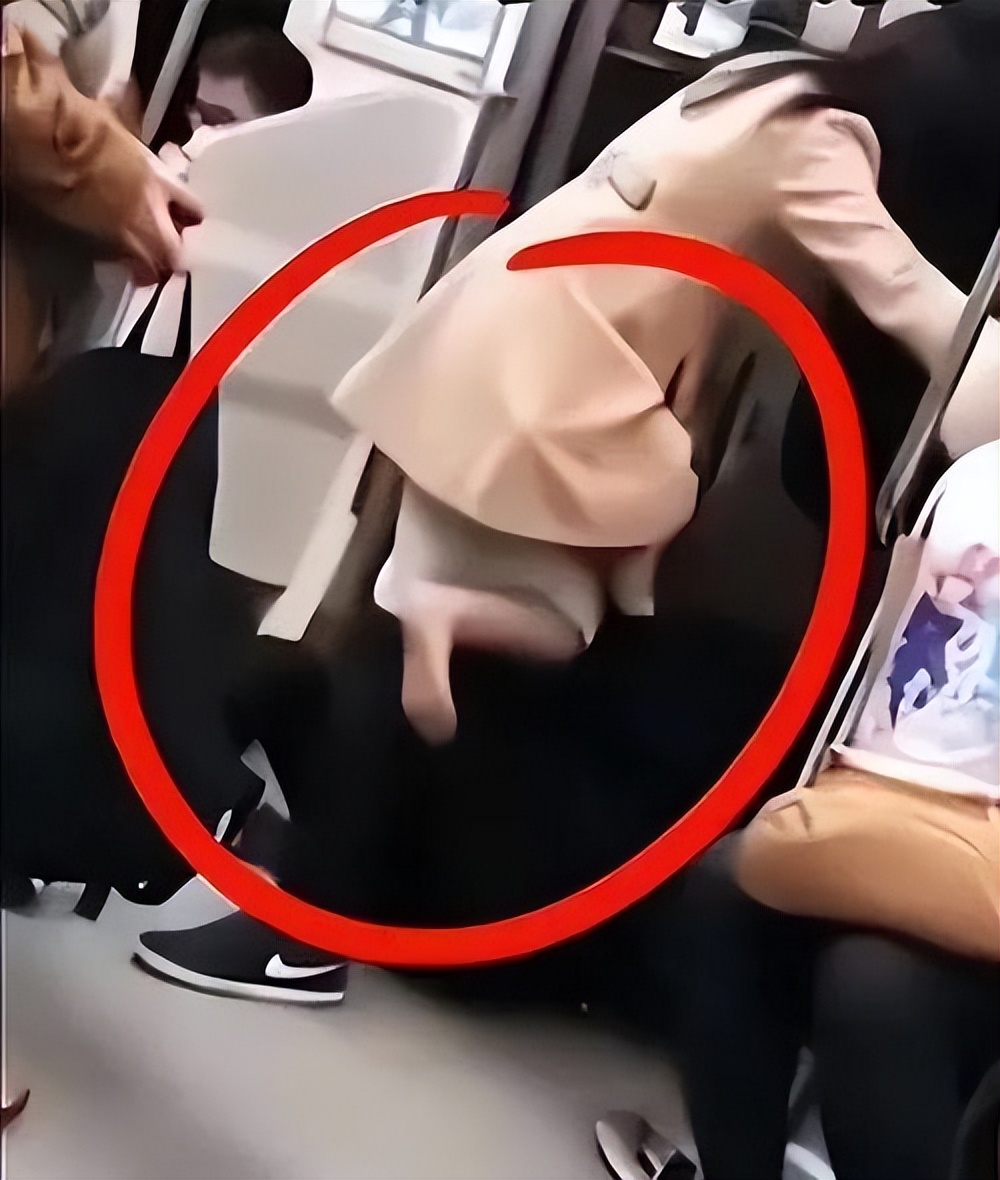 缇庨櫌瀛︾敓浣滀笟,缇庨櫌瀛︾敓鍦伴搧鐖