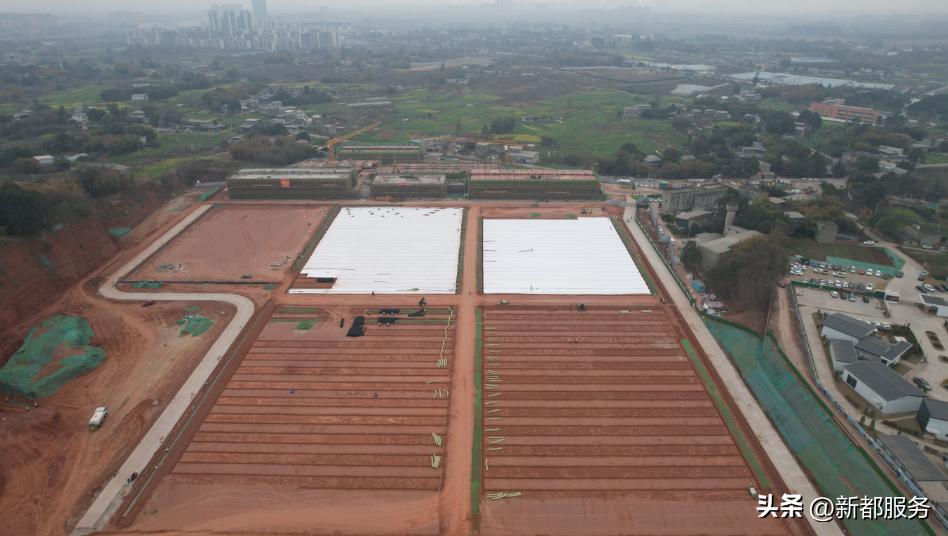 四川最大足球基地,新都木兰兴城足球公园