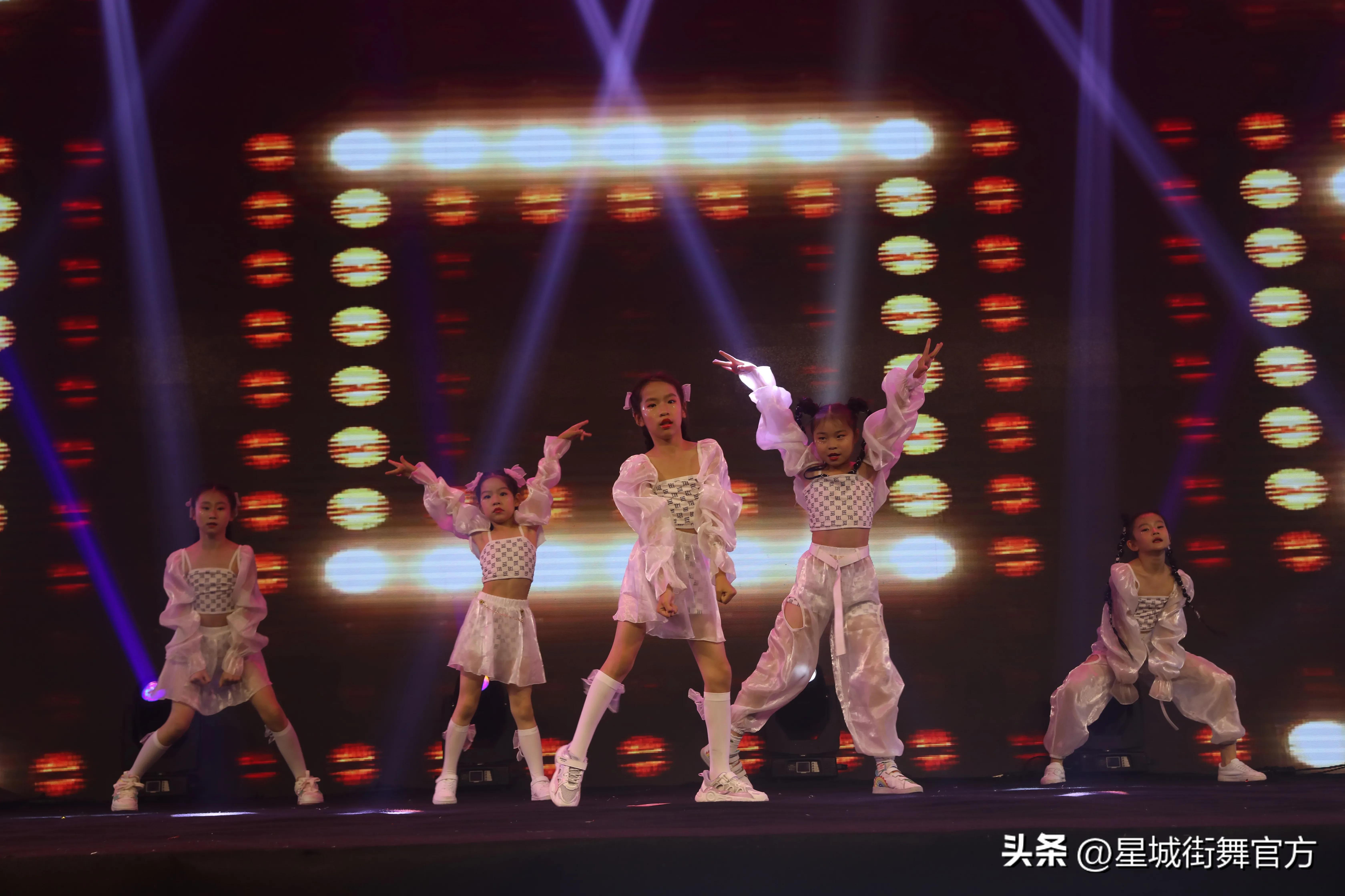 如何区分爵士舞和街舞,哪些爵士舞属于街舞