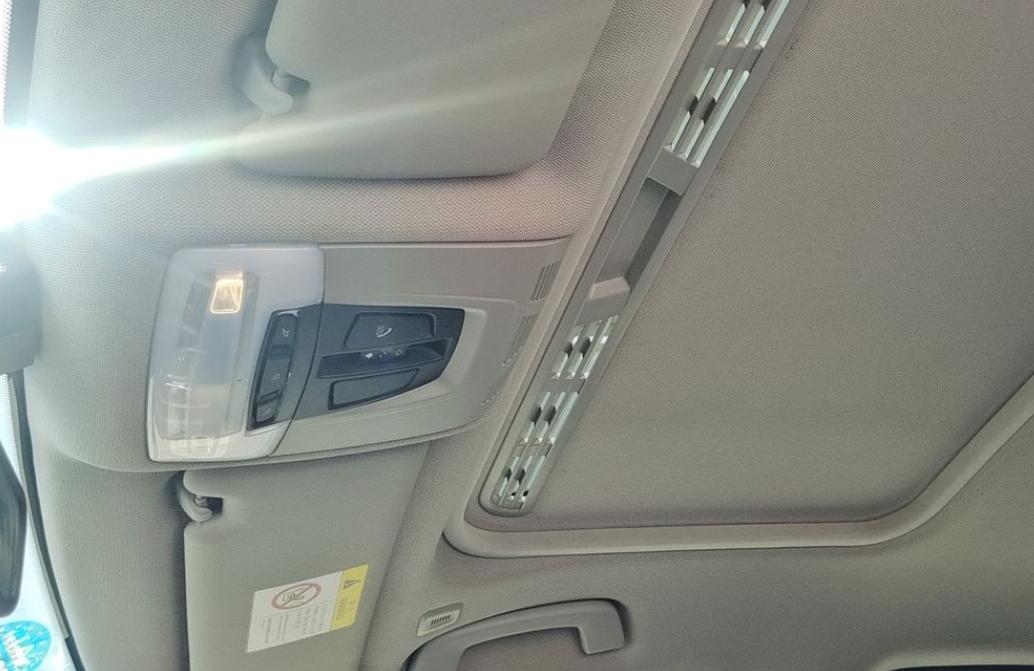 开了5年的宝马3系顶配能卖多少,开了3到5年的宝马