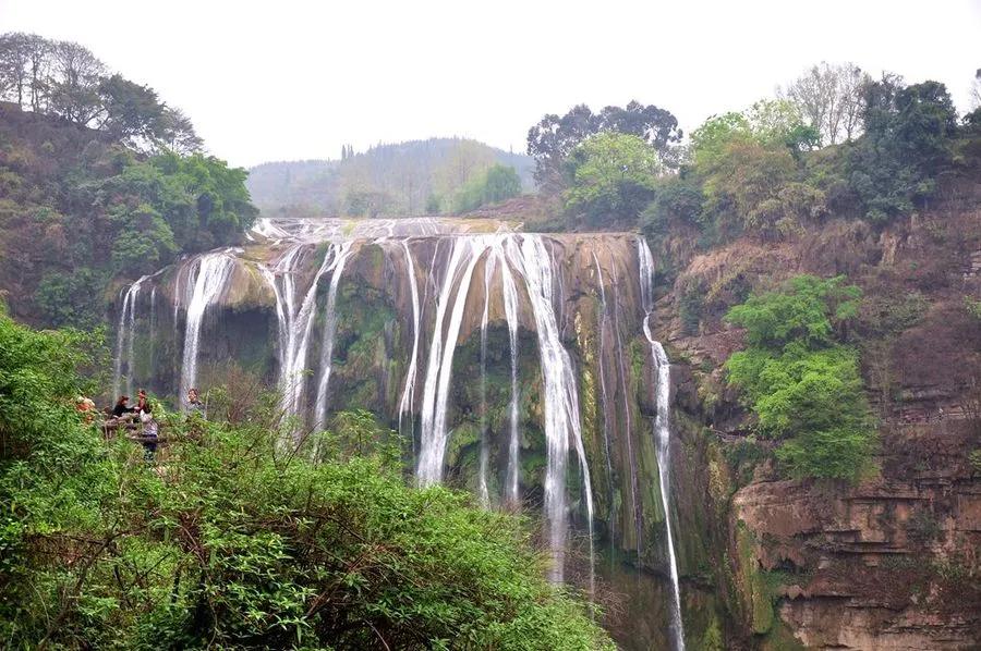 丰水期黄果树瀑布,黄果树瀑布丰水期和枯水期分界线