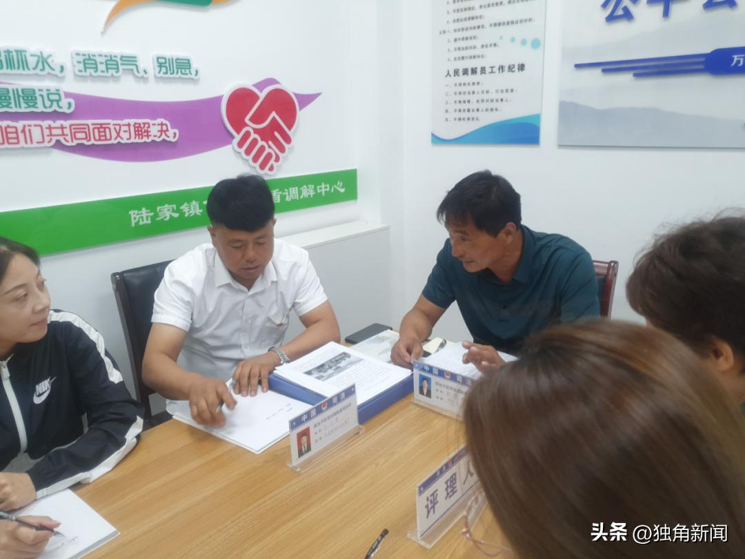 做政治上的明白人做群众的贴心人,大力培养乡村法律明白人