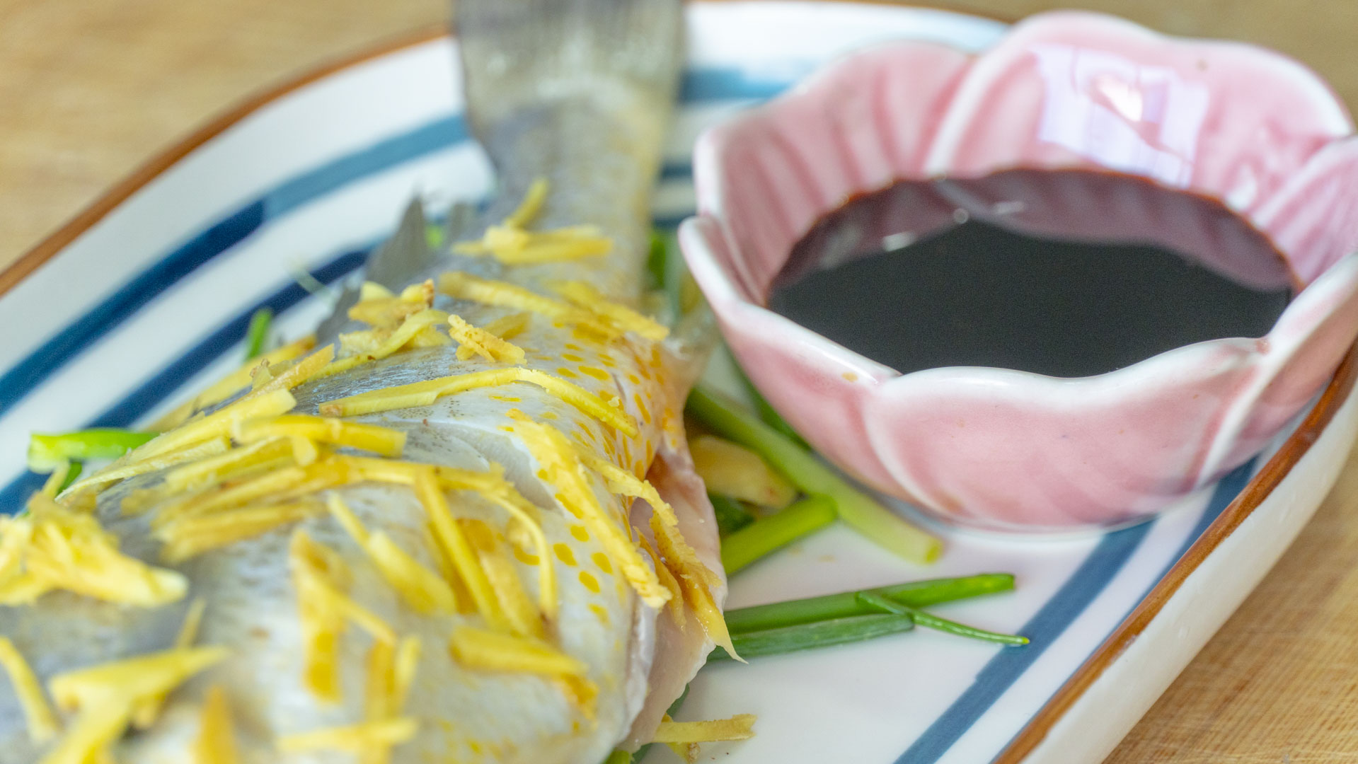 女性多吃这6种食物既美容又养生,女人不舍得花钱吃饭怎么办