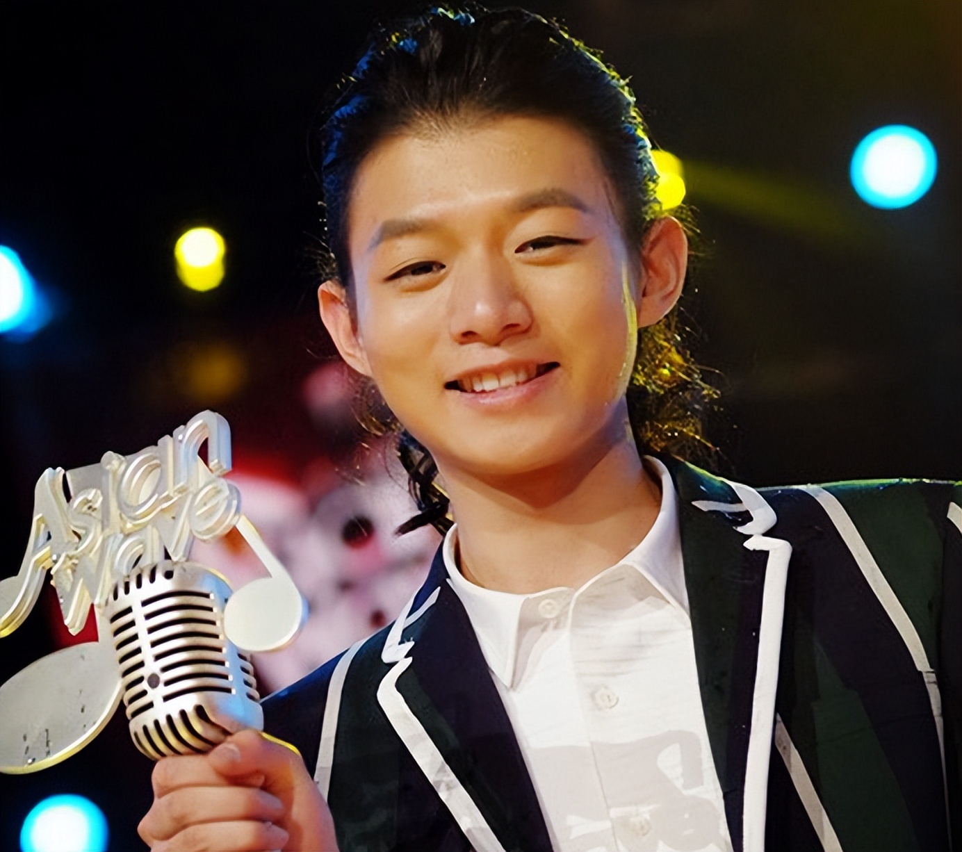 女贪财男好色，锒铛入狱与声名狼藉，霍尊与陈露走到今天真活该