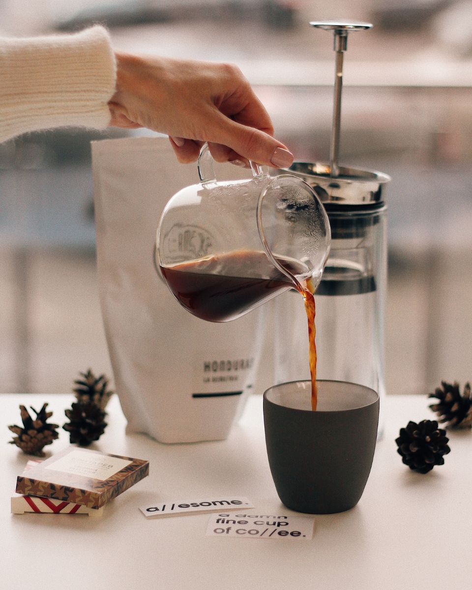 美式咖啡和拿铁哪个更好,美式拿铁哪个浓