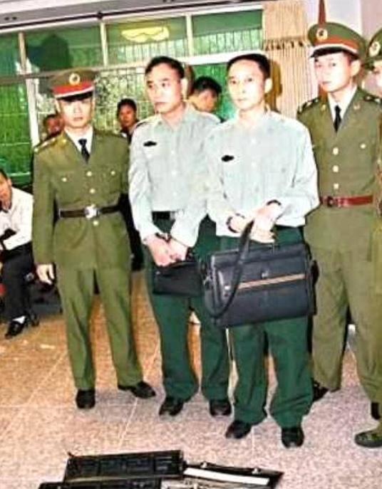 冒充军人私建部队,假军人惊天大案