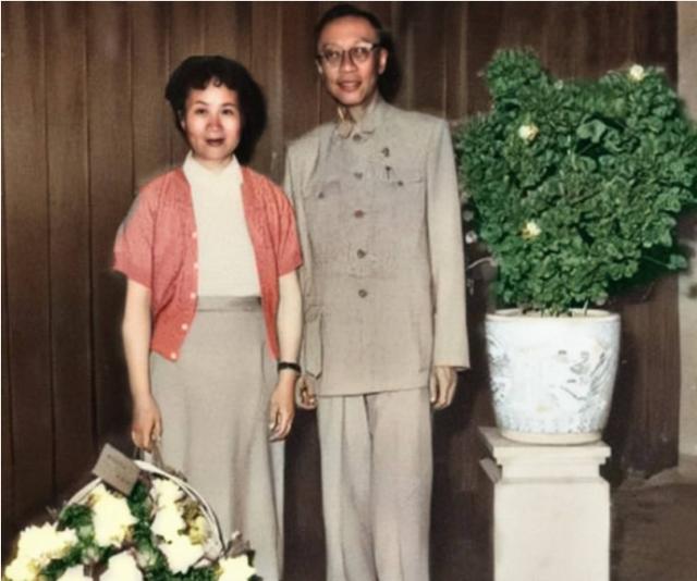 中国最后一位皇帝溥仪，一生都是傀儡，却创下了三个历史记录