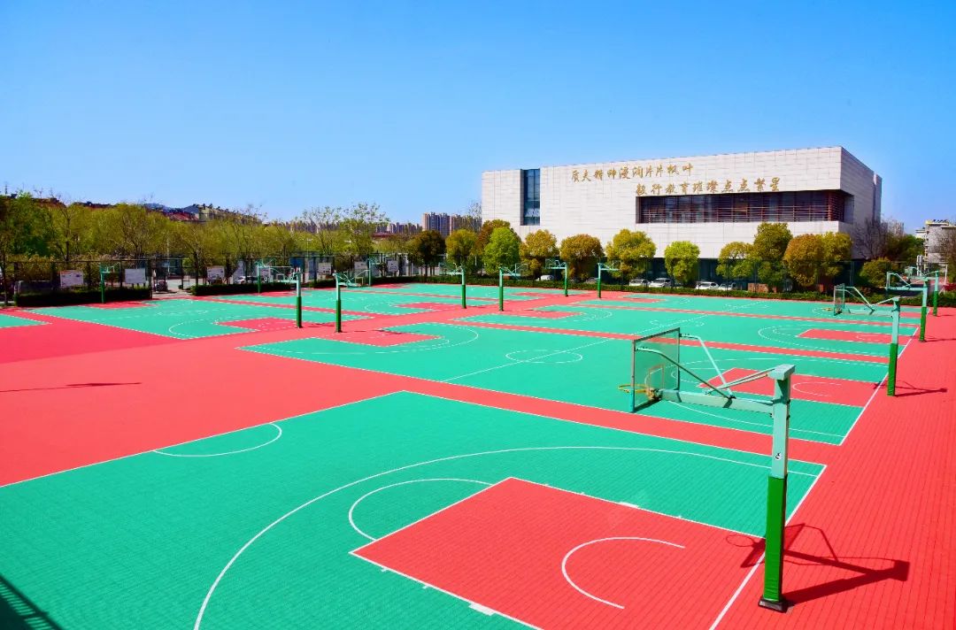 南京栖霞中学在哪,南京市栖霞中学