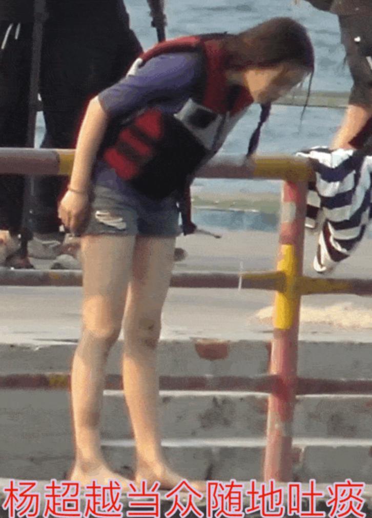 自曝偷东西的女明星,被爆偷东西的女明星