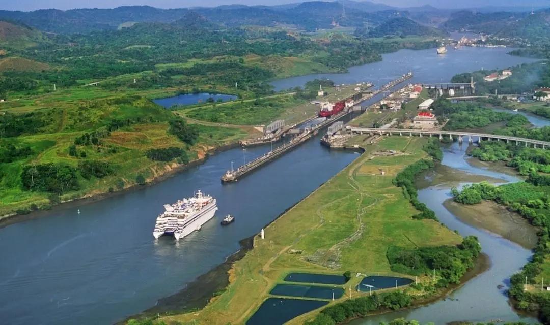 随笔写时要在前面空两格吗,随笔足球比赛