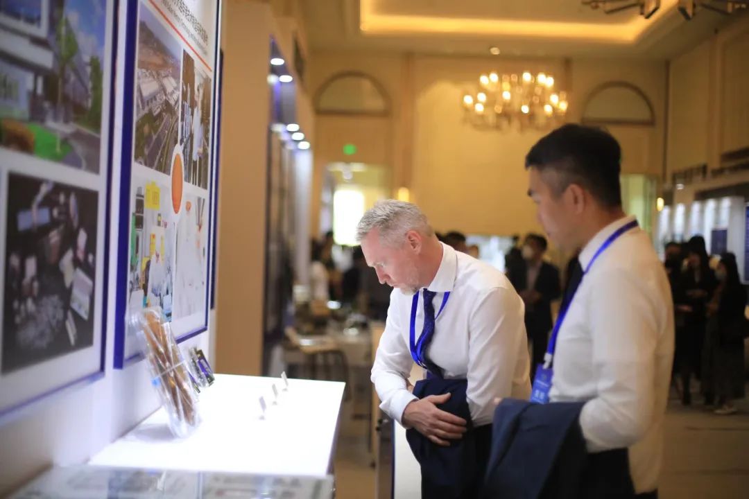 今天开幕！大连签了27000000000！