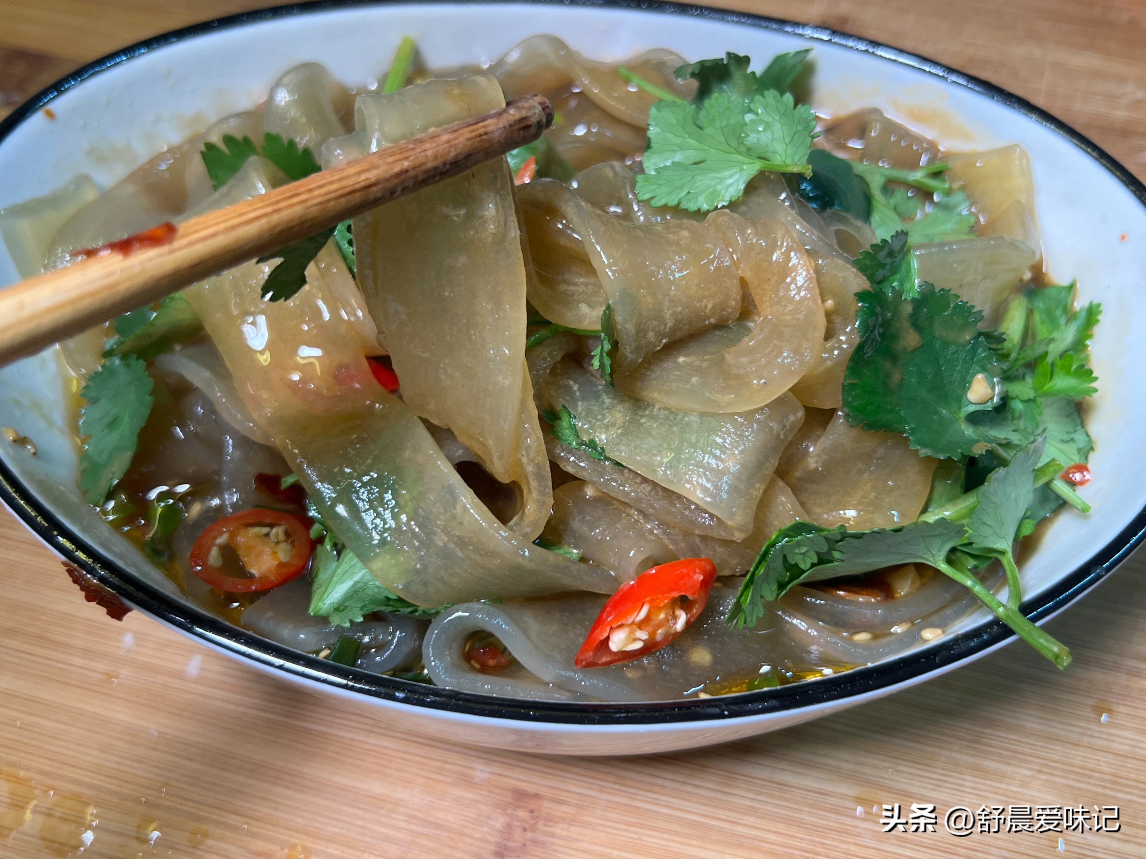 麻酱宽粉好吃的做法,爽滑劲道的麻酱宽粉的做法