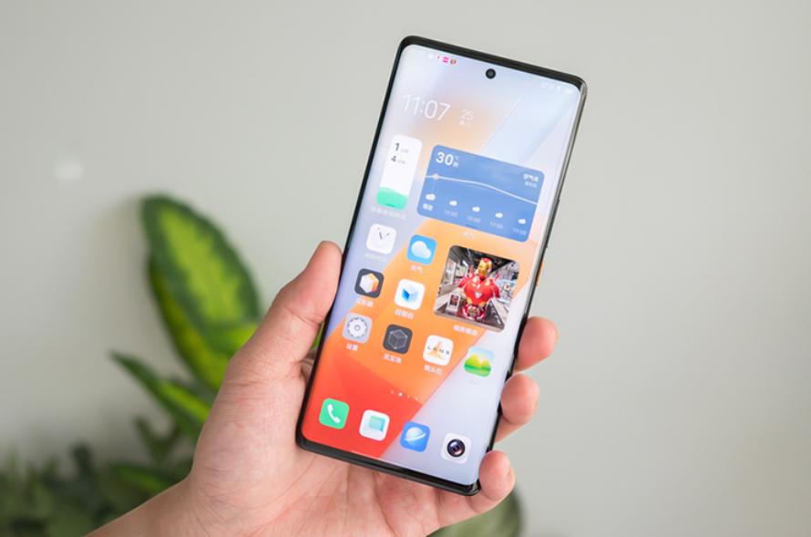 年轻人有必要买最贵的手机吗,目前最值得入手的手机不考虑价格