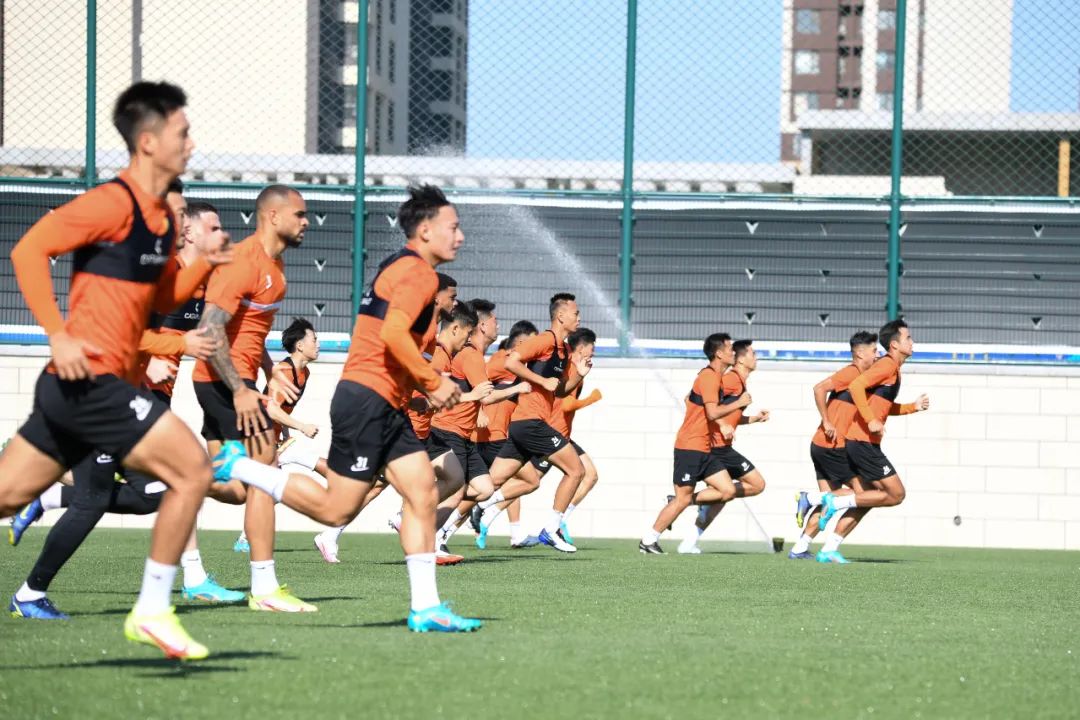 训练掠影,武汉长江队训练