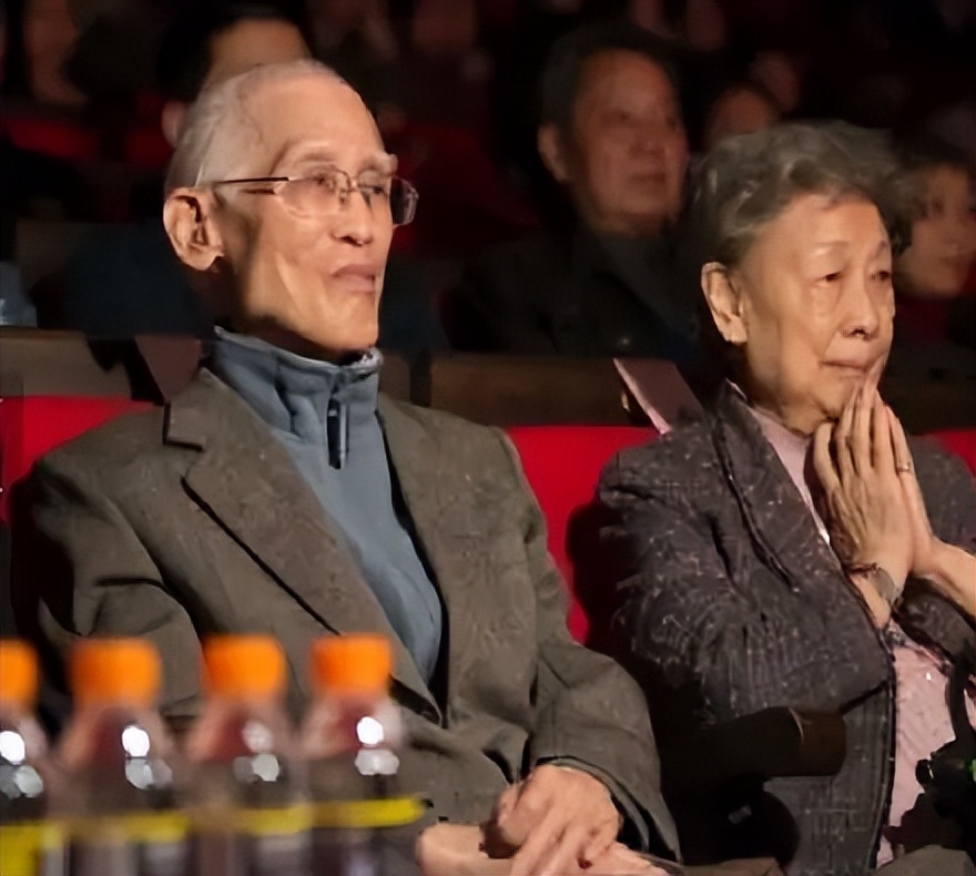 著名作家经典语录摘抄,名人作家人生感悟的经典句子