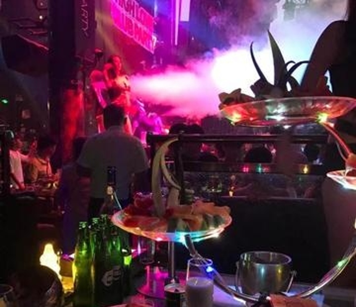 酒吧真实的生活写照,酒吧夜店的生活方式