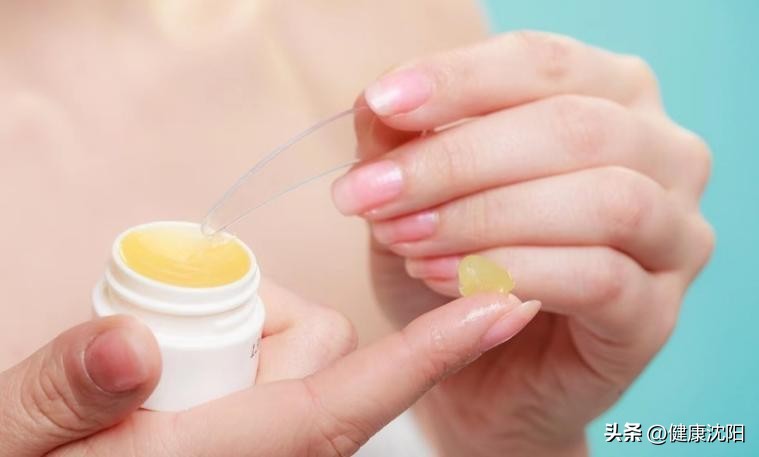 赶走头屑八个科学对策,头屑带来的烦恼是什么